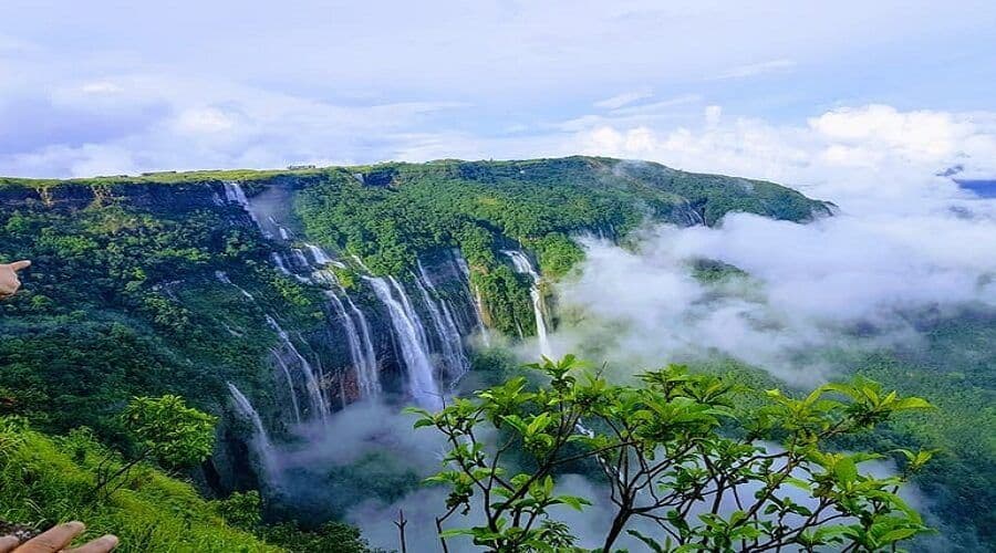Seven Sisters Falls – Nature’s Curtain