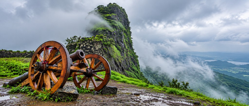 Trek to Peth Fort 3