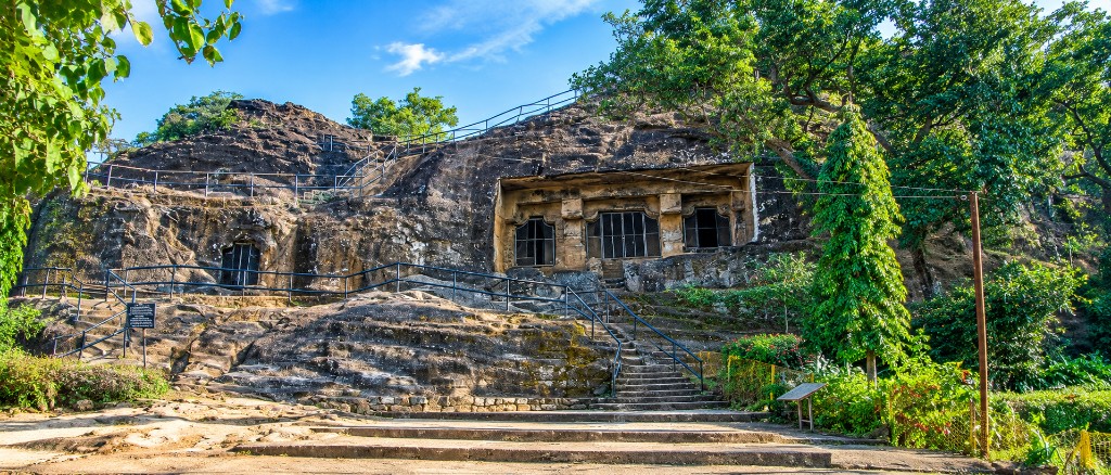 Discover Pachmarhi 3