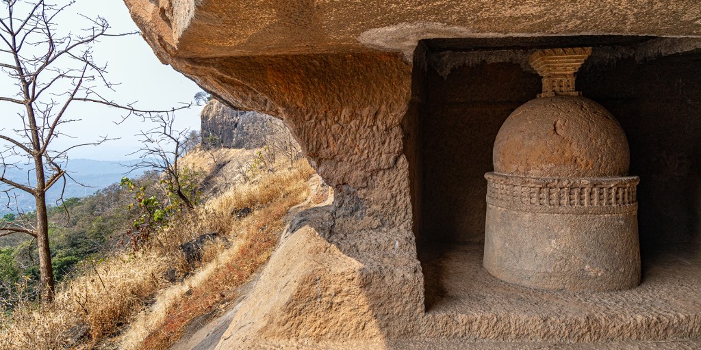 Trek to Thanale Caves 1