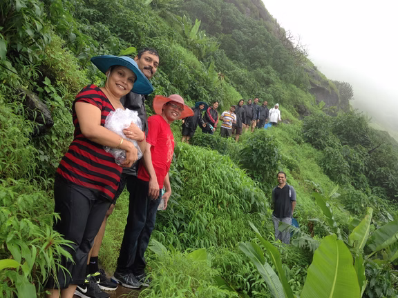 Trek to Thanale Caves 7