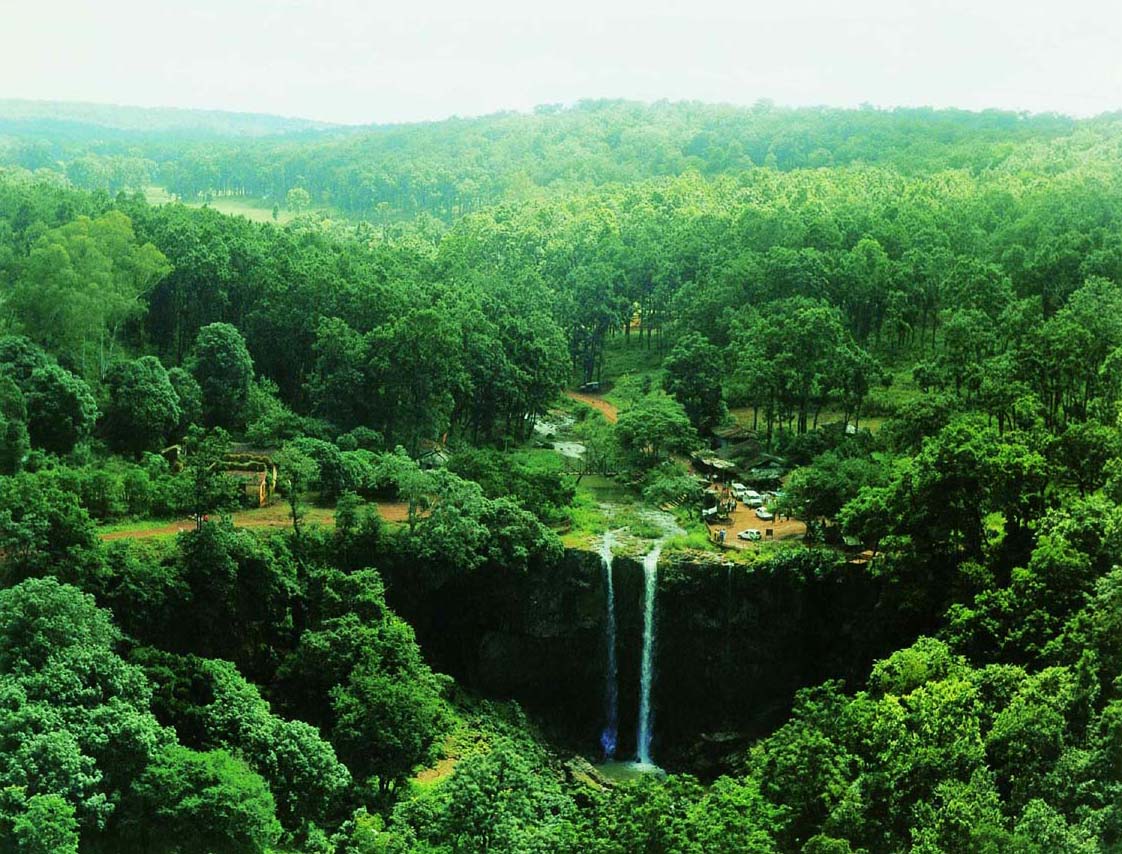 Pandav Caves in Pachmarhi